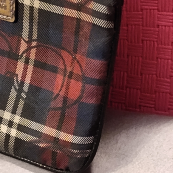 Vintage Like-New Coach Wristlet - Picture 6 of 11